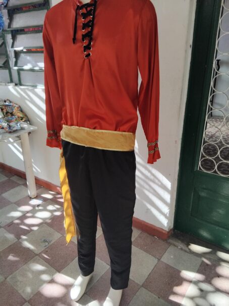 Roupa de cigano composto de calça, camisa , lenço de cabeça e faixa para candoblé e umbanda . - Imagem 13