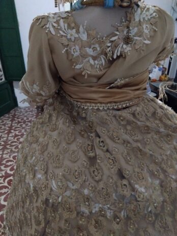 Roupa rica para Orixá Oxum para candoblé e Umbanda.