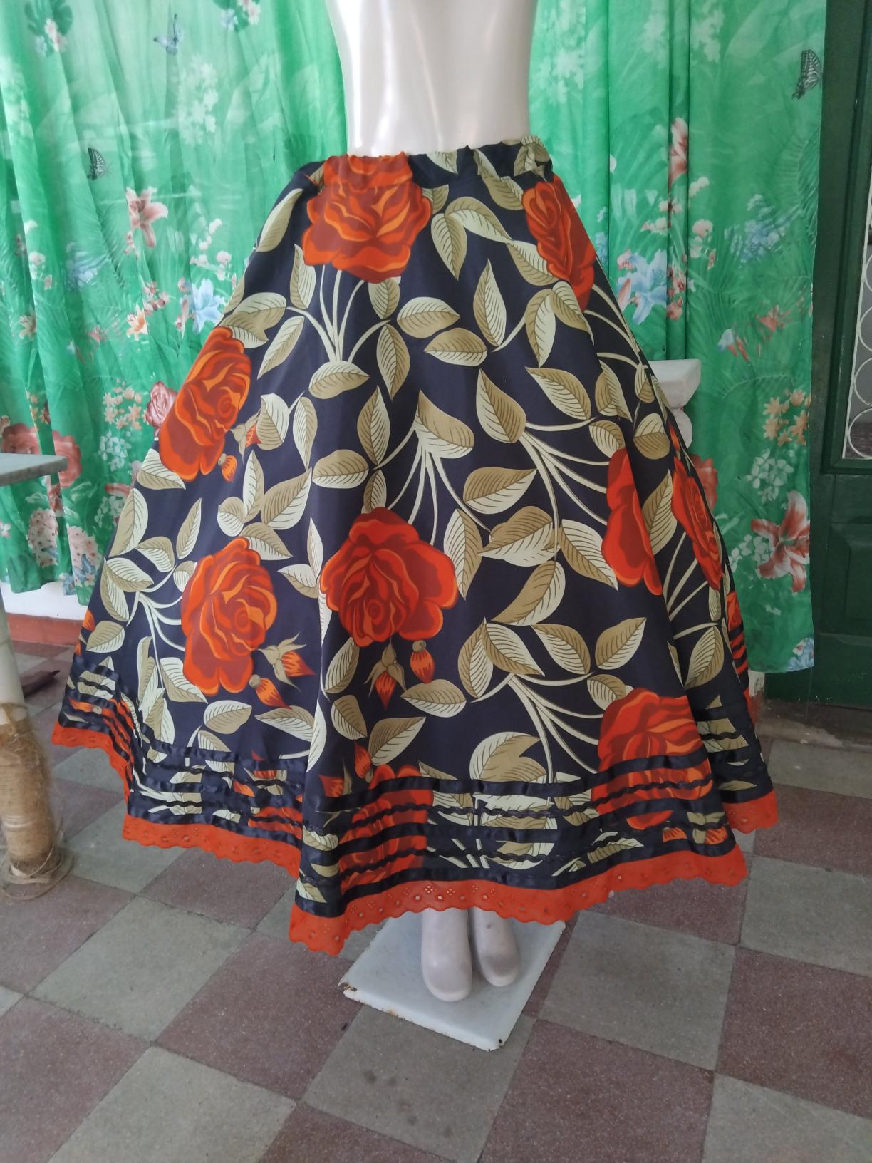 Saia rodada com 6,00m de roda ajustável para mestras da Jurema Sagrada veste P,M e G.