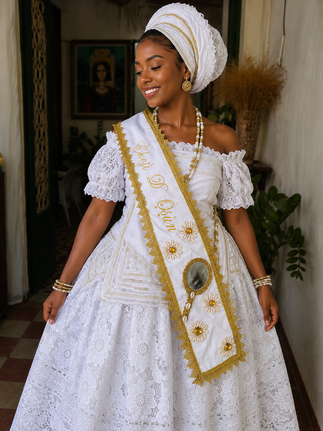 A beleza e a tradição se encontram em cada detalhe! Apresentamos esta linda Faixa Ekejì de Oxum, confeccionada com acabamento refinado, bordados delicados e uma decoração exclusiva inspirada na doçura e na prosperidade de Mamãe Oxum. 💛✨ 🌼 Bordada e personalizada com riqueza de detalhes 🌼 Aplicações exclusivas e acabamento de alta qualidade 🌼 Produção artesanal feita com amor e dedicação 🌼 Ideal para cerimônias, obrigações e momentos especiais no Candomblé 💛 Uma peça única, desenvolvida com exclusividade pela Oyá Belexé, para valorizar ainda mais a sua trajetória e o seu cargo sagrado.
