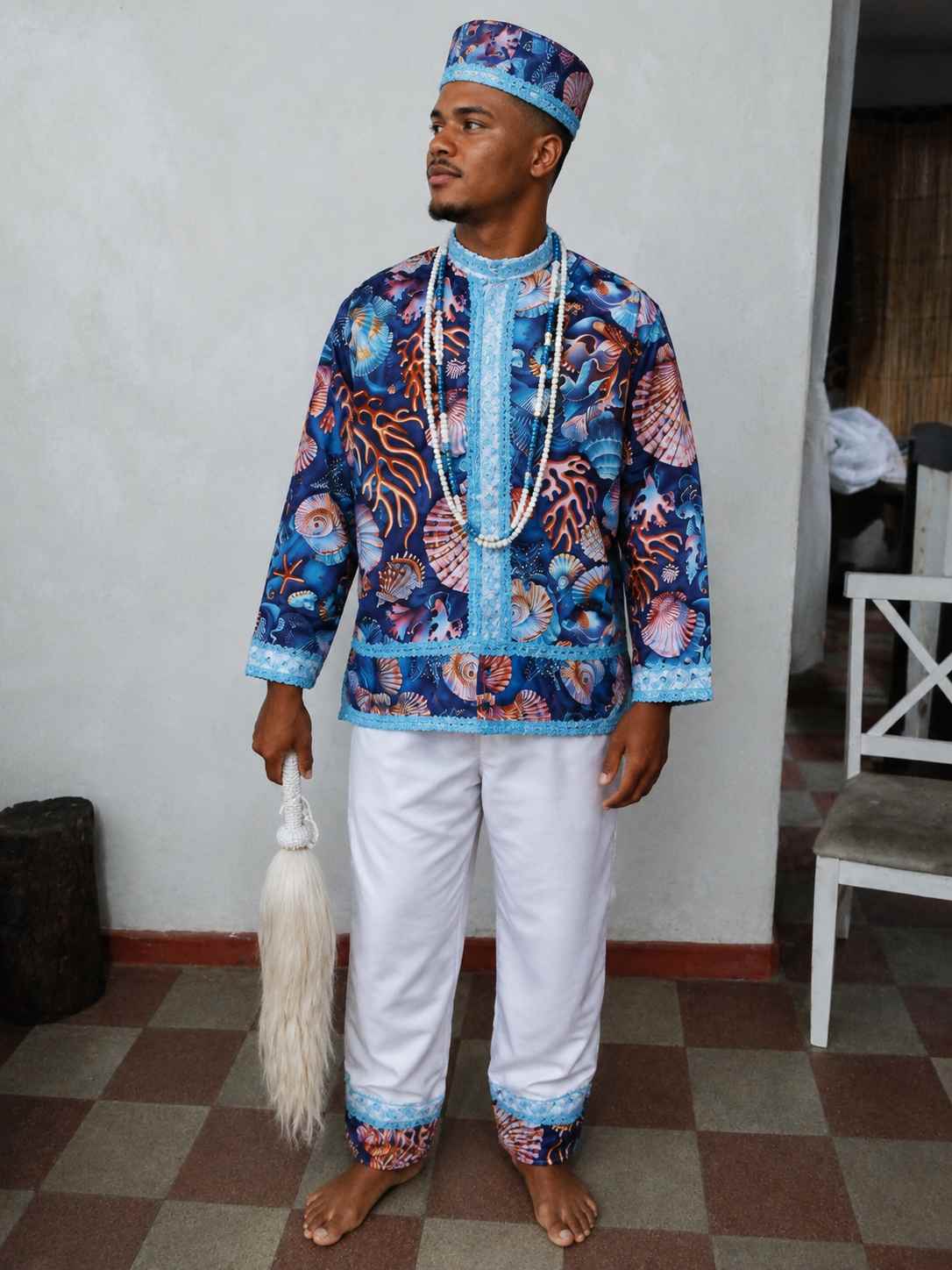 Para quem carrega consigo a beleza e a força da tradição do Candoblé , apresentamos este lindo conjunto masculino completo, confeccionado com muito cuidado e pensado para proporcionar conforto e presença marcante em ocasiões especiais. 👕 Camisa de mangas compridas ; 👖 Calça confortável sob medida ; 📏 Disponível nos tamanhos P e M ; Seja para festas, celebrações espirituais ou simplesmente para honrar a cultura afro com elegância, este conjunto foi criado para homens que desejam se vestir com charme, respeito e identidade. ❤️ Vista-se de tradição, carregue consigo a magia e a liberdade da cultura afro . ✨ Pronta entrega! 📍 Disponível na Loja Oyá Belexé.