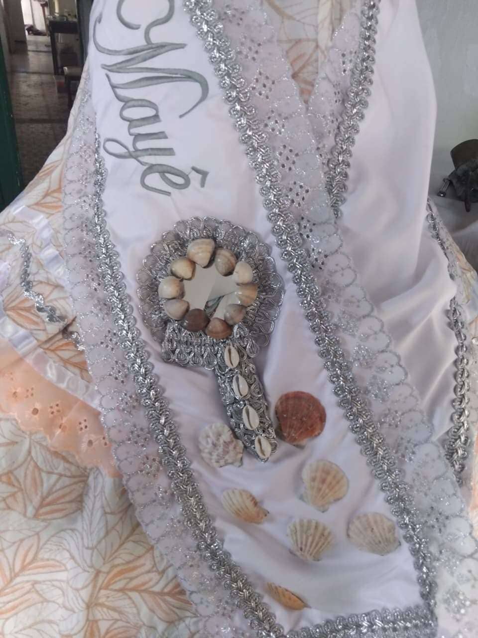 Faixa para Eked cargo no Candoblé e Umbanda .